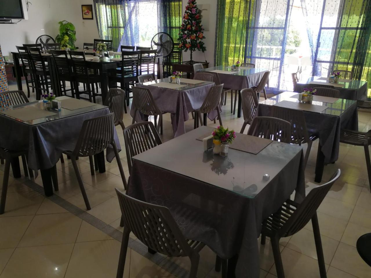 Sunsea Resort Guimaras Exterior photo